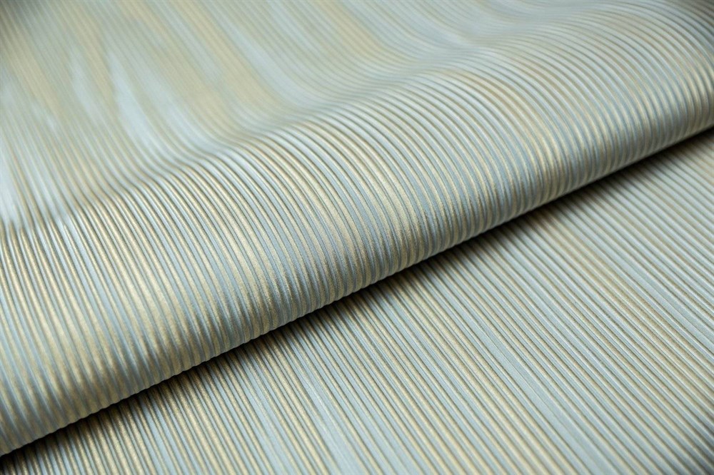 KERAMA MARAZZI KM5109 Обои виниловые Геометрия голубой-золото, база 1,06х10 (1, Т J) ВНИМАНИЕ! НАПРАВЛЕННАЯ СТЫКОВКА